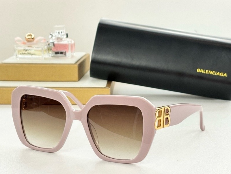 Balenciaga Sunglasses 138